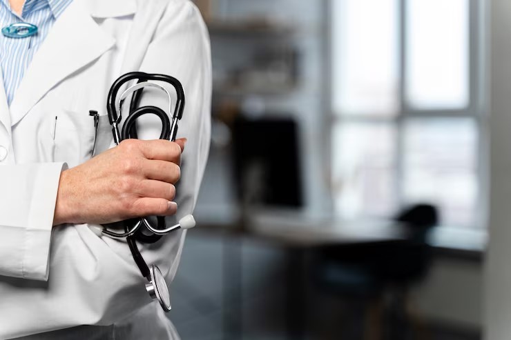 O que uma clínica médica pode fazer para pagar menos impostos?